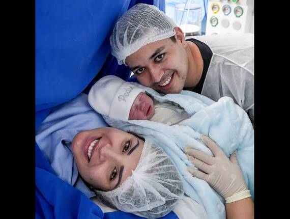 Parto Cesárea de Nascimento Pedro