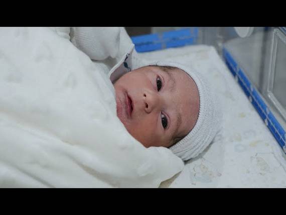 Parto Cesárea de Nascimento Arthur