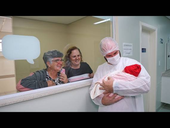 Parto Cesárea de Nascimento Júlia