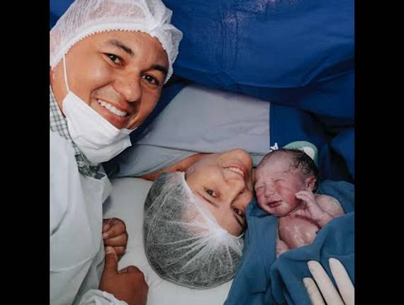 Parto Cesárea de Nascimento Miguel