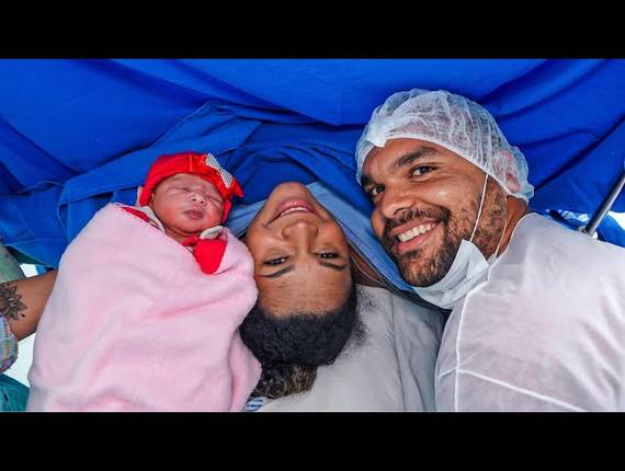 Parto Cesárea de Nascimento Antonella