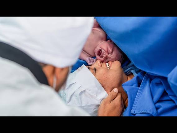 Parto Cesárea de Nascimento Catharina