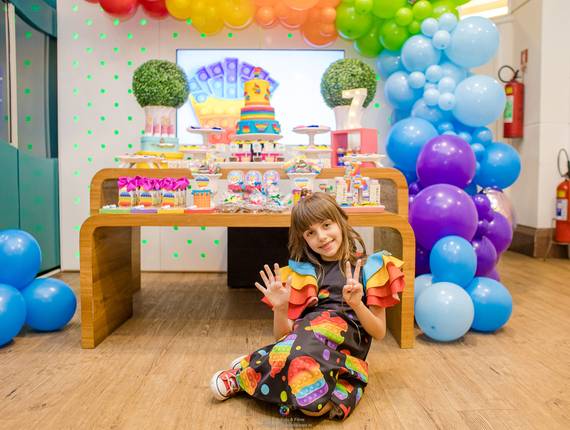 Festas Infantis de 7 anos da Isabela - Festa tema Popit