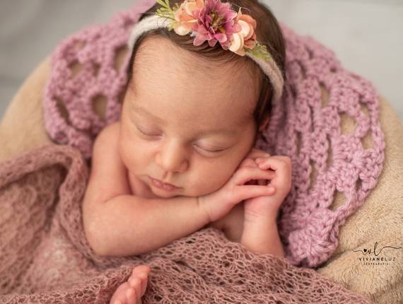 Newborn de Newborn Valentina - 23 dias