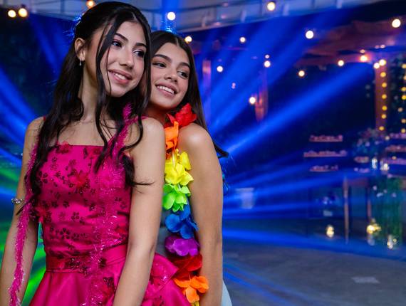 Aniversários de Brilho, amizade e a leveza dos 15