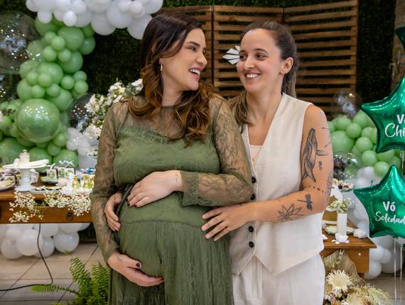 Chá de Bebê de As mães de Maria — um amor abençoado pela luz