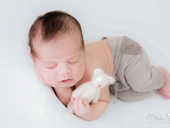 NEWBORN de HEITOR
