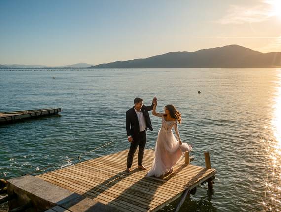 Ensaio Casal - Pré-wedding de Renovação de Votos de Bruna e Bruce ao Pôr do Sol em Bombinhas | Ensaio Fotográfico SC