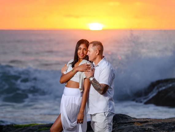 Ensaio Casal - Pré-wedding de Pedido de Casamento na Praia do Estaleirinho em Balneário Camboriú | Ensaio de Casal SC 