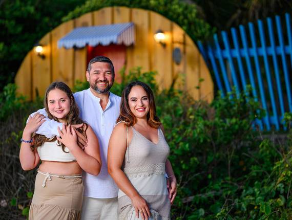 Família de Ensaio em Família na Praia em Bombinhas, SC