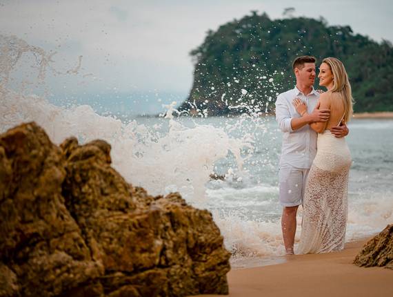 Ensaio Casal - Pré-wedding de Ensaio Casal em Itapema, SC