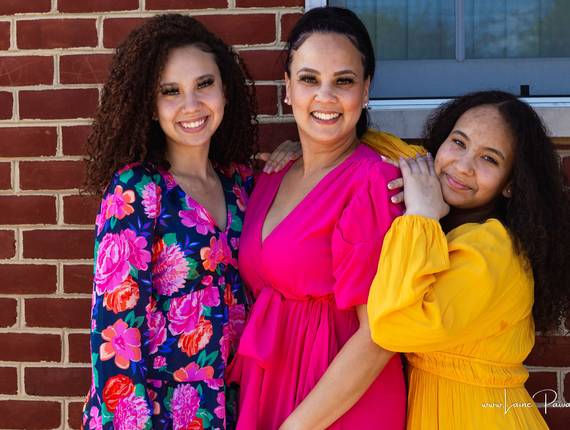 Família de Ruth, Hadassa e Sofia