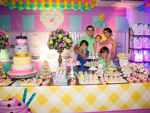 Infantil de Maria Isis - 1 ano