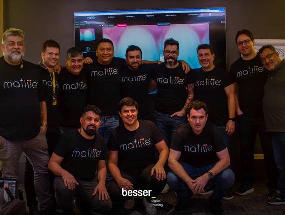 Curso de Curso Digital Shade Matching by Marat Awdaljan