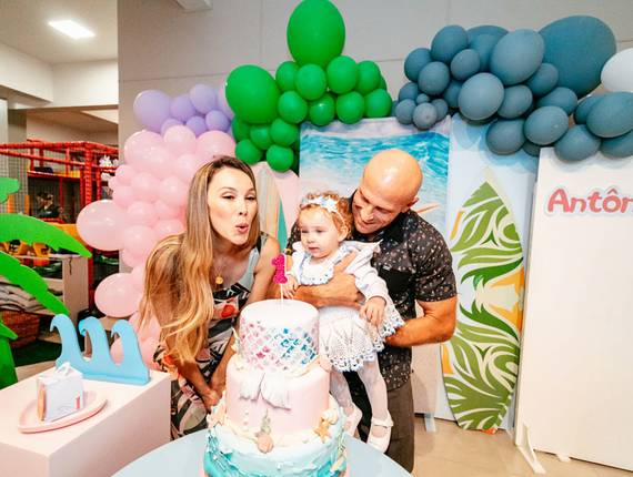 Aniversários de Aniversário de 1 aninho da Antônia