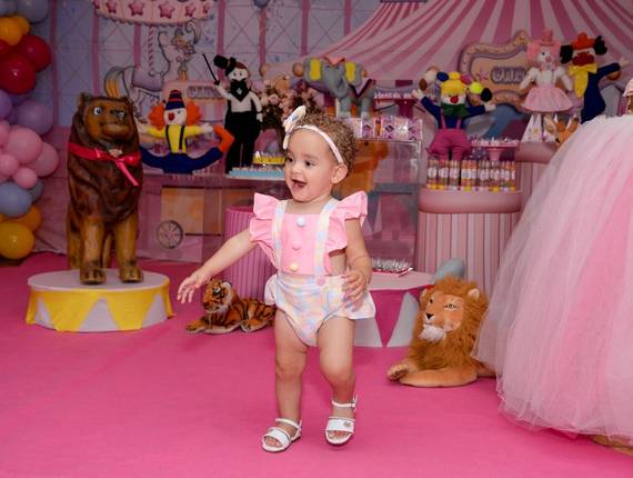 Aniversário Infantil de Primeiro Aninho Ayla ♡