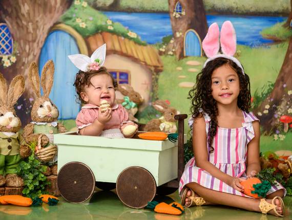 FOTOGRAFIA de Ensaio de Páscoa da Helena e da Alice