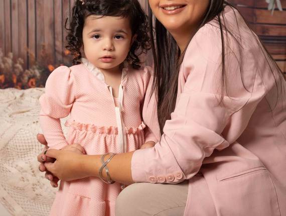 Sessões Especiais de Sessão de Dia das Mães - Camila e sua filha Antonela