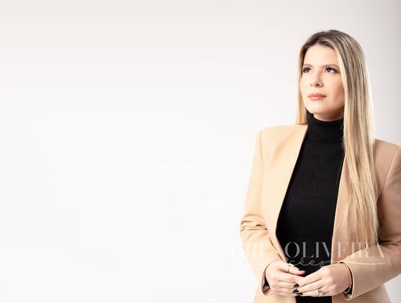 Retratos de Retrato profissional - Lariana