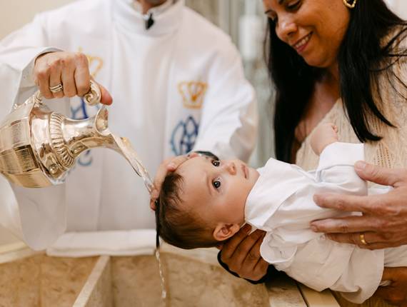 Fotografia de Batizado de Fotografia de Batizado em Mogi das Cruzes | Batizado do Joaquim na Igreja do Socorro