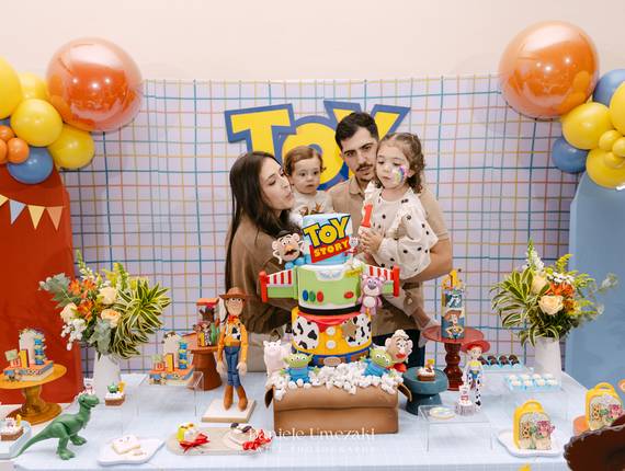 fotografia de aniversário infantil  de Fotografia de Aniversário Infantil no Buffet Vira Sapeka em Mogi das Cruzes | 1 Ano do José