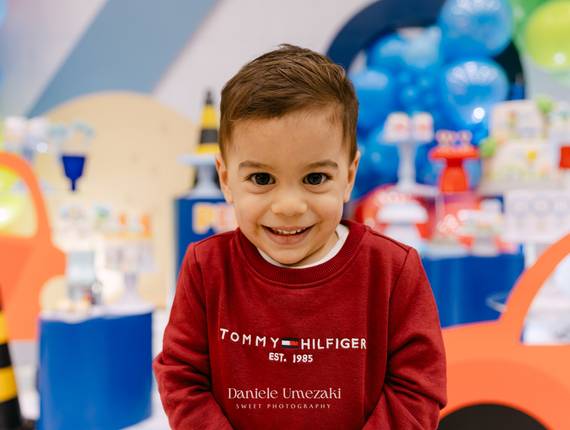 fotografia de aniversário infantil  de Fotografia de Aniversário Infantil no Buffet Santa Arruaça em Mogi das Cruzes | 2 Anos do Pedro