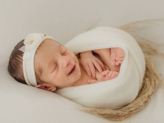 NEWBORN de Ensaio Newborn Tradicional da Julia