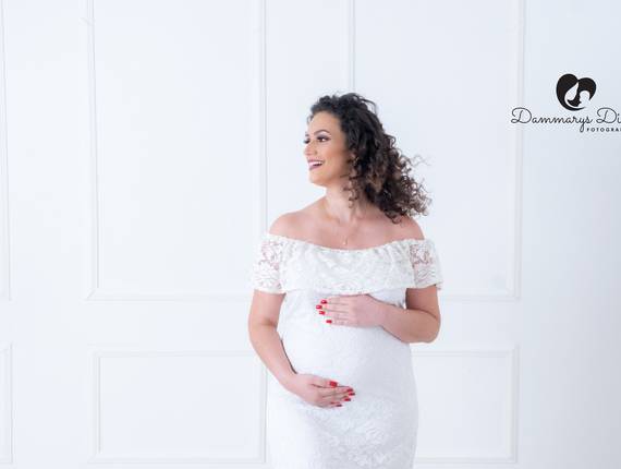 Gestantes de Emily a espera de Elena