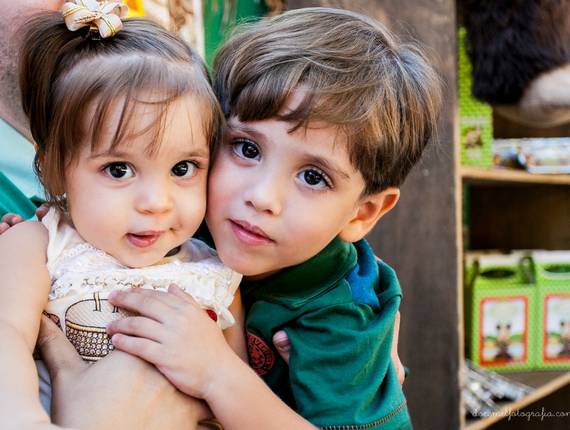 Festas Infantis de Vitor e Ana Beatriz │  festa no Safari com o Mickey.