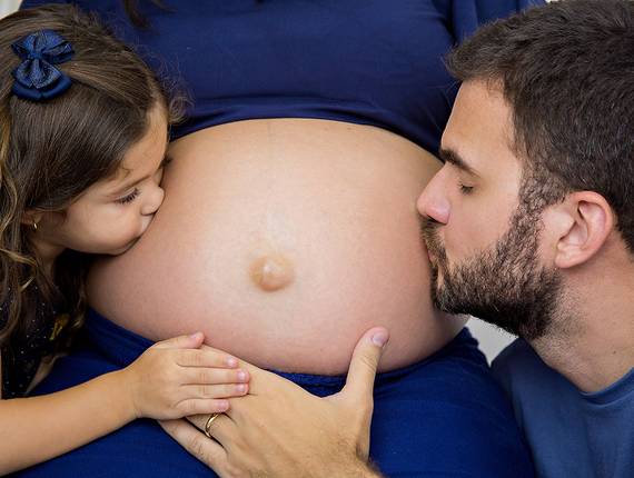 Gestante de Esperando por Emma em família
