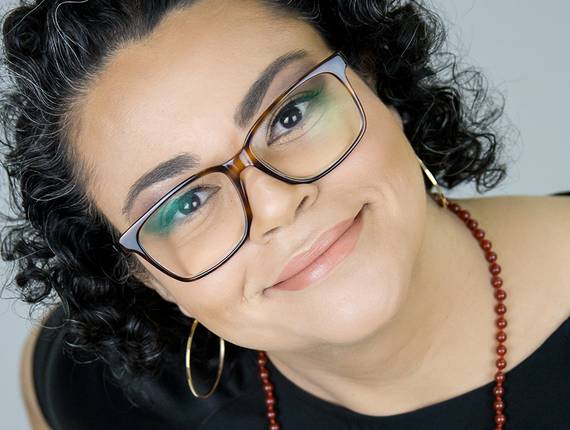 Sessions Pro de Session Pro Priscila Fernanda