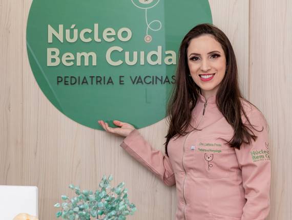 CORPORATIVO de LARISSA FREIRE