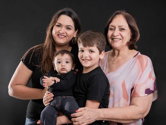 ESTÚDIO de GABRIEL • FAMÍLIA GERAÇÕES