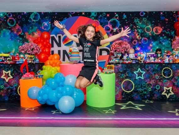 FESTAS de Maria Alice • 8 Anos • Now United