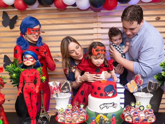 Infantil  de Manuela 4 Anos |  Lady Bug | Convidada Especial