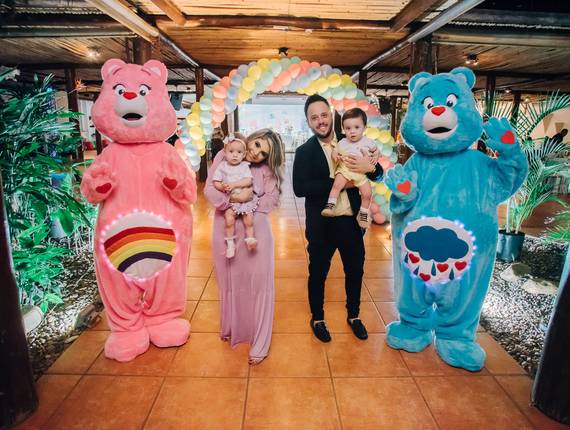 Meu Aniversário de Gemeos Carinhosos