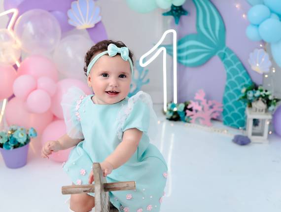 Smash the Cake de 1 aninho Livia