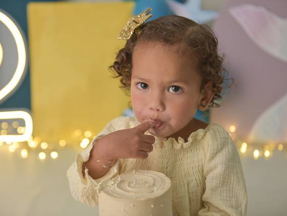 Smash the Cake de Maitê 2 anos