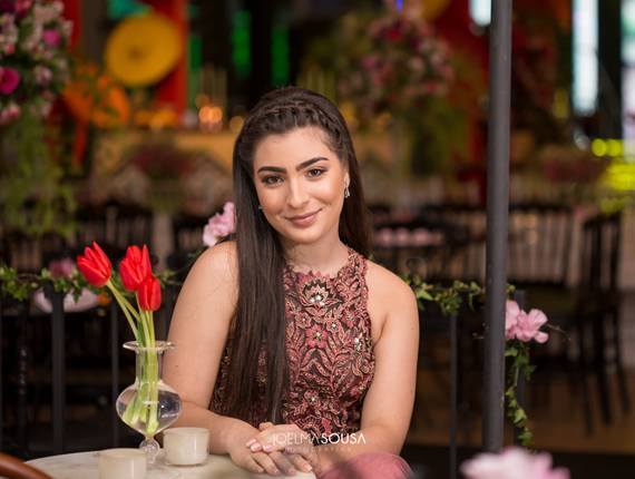 Aniversários de 15 anos de Laura