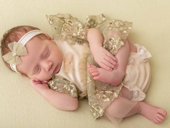 ENSAIOS DE NEWBORN de NEWBORN LETICIA 15 DIAS