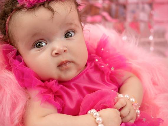 CRIANÇAS  de BARBIE LETICIA 03 MESES