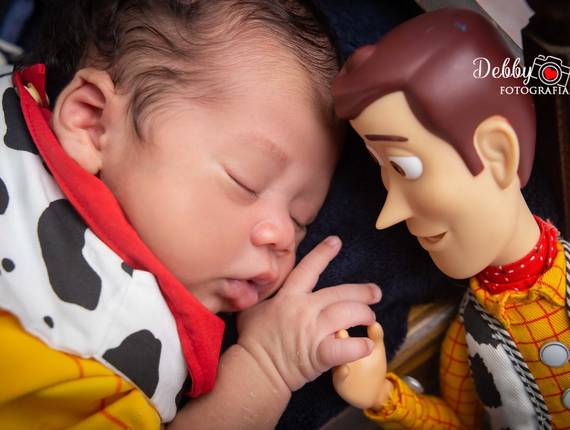 ENSAIOS DE NEWBORN de NEWBORN RAVI