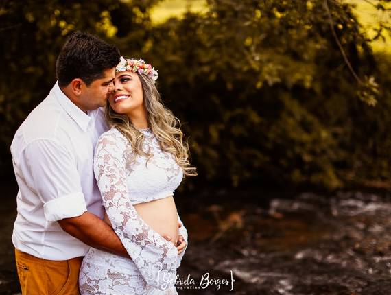 Grávida de À espera de Ana Beatriz 