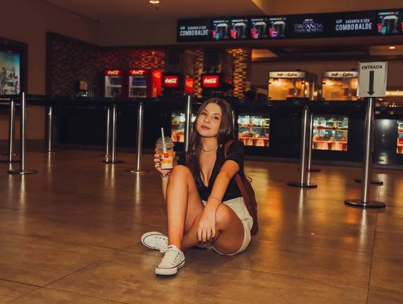 Ensaio de Debutante  de Nicole Lucrécio 