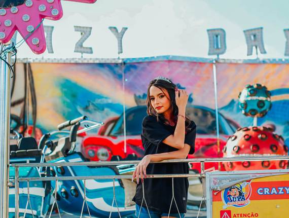 Ensaio de Debutante  de Ensaio Thavyne 