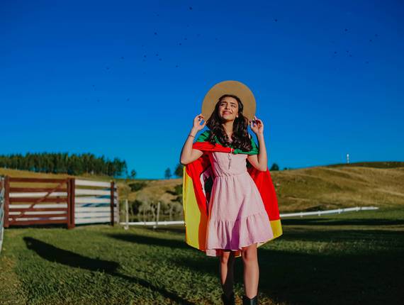 Ensaio de Debutante  de Ensaio Erika