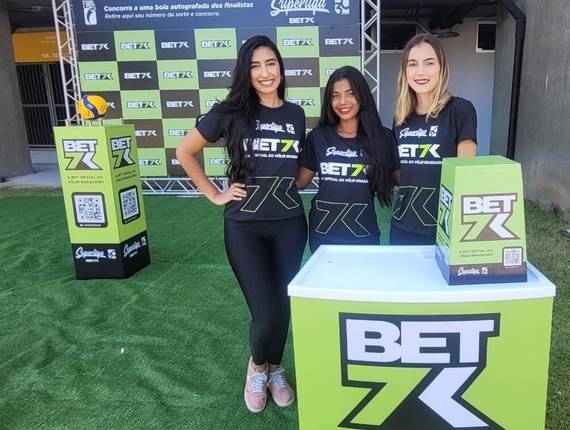 Eventos corporativos de Promotoras em ação de ativação de marca