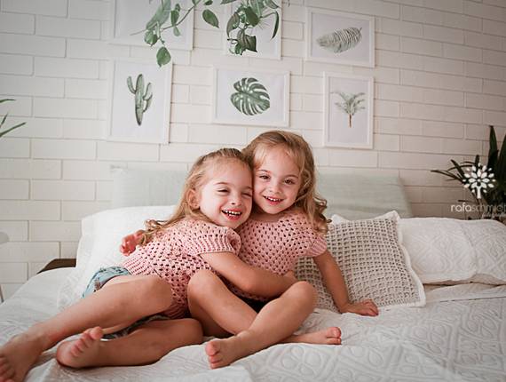 Temáticos de DIA DAS MÃES - HELENA E LUISA