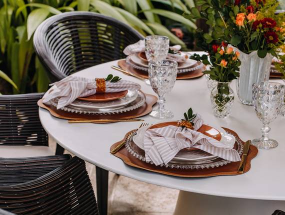 Corporativo de Ksa Lô Mesa Posta