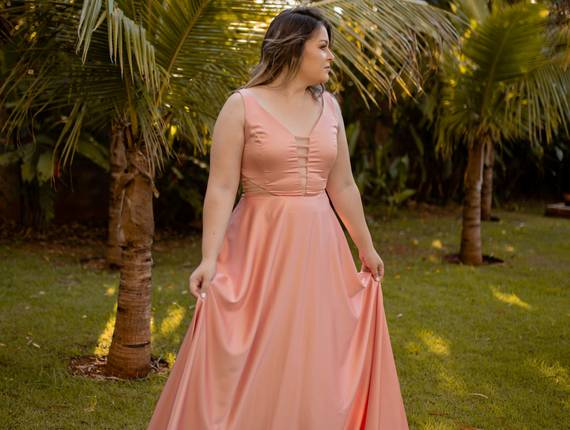 Festa locacao de Vestido Rosê Recortes